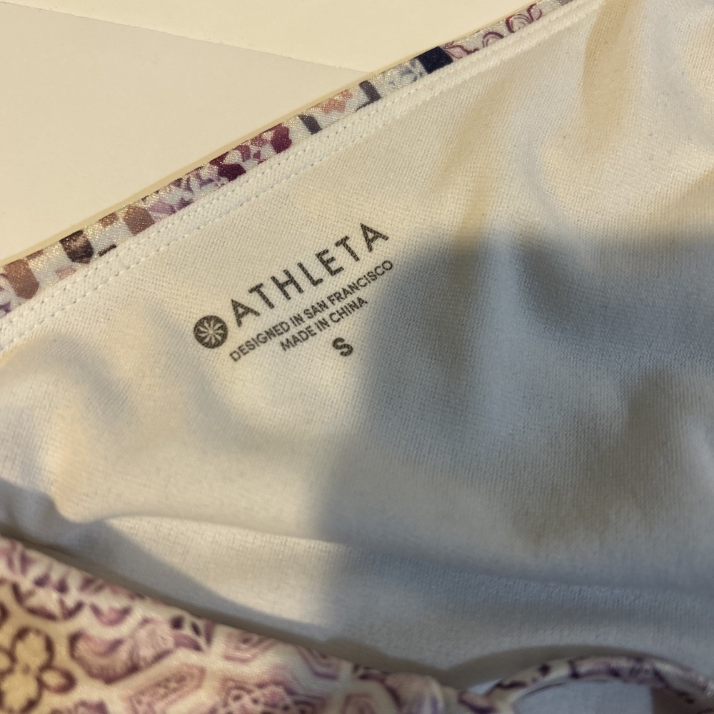 Athleta Aqualuxe Kitten Kisses Bikini Top Size Small - Picture 3 of 8